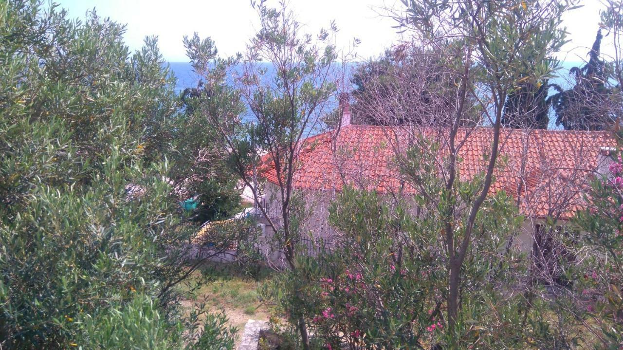 Maisonette Close To The Beach Nikiti  Exterior photo